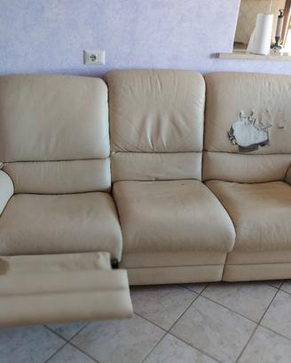 divano  3 posti 