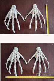 Coppia mani scheletriche Halloween