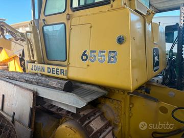 Pala cingolata John Deere 655B