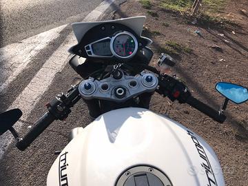Triumph Street Triple R