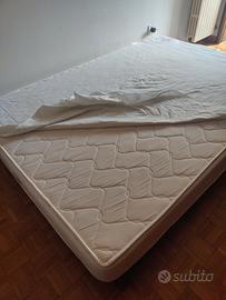 Letto piazza e mezza alla francese