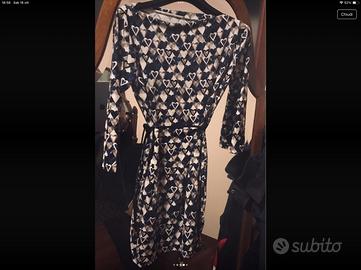 Abitino con cuoricini taglia M