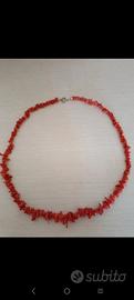 
Girocollo vintage in corallo