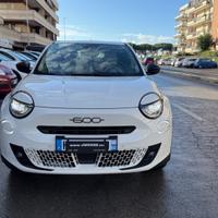 Fiat 600 Hybrid 110 CV DCT MHEV La Prima LED PELLE