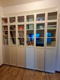 Libreria ikea billy, ante in vetro e top superiore