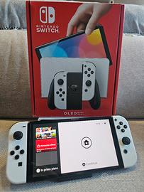 Nintendo Switch OLED bianca completa 
