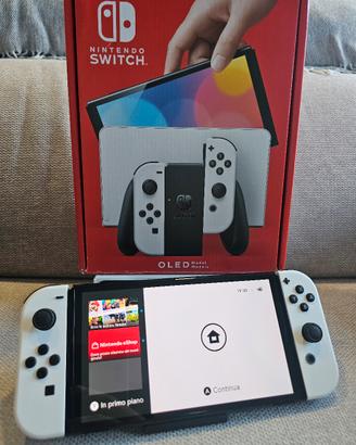 Nintendo Switch OLED bianca completa 