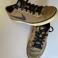 Nike tela marrone