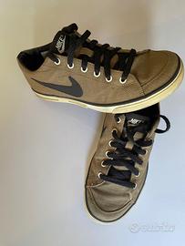 Nike tela marrone