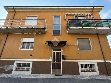 2 LOCALI A CORTEOLONA E GENZONE