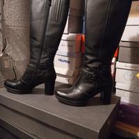 scarpe sandali stivali donna n.37 in ottime condiz