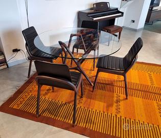 TAVOLO ROTONDO 130 IN FRASSINO MASSELLO E VETRO