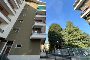 4 LOCALI A MILANO
