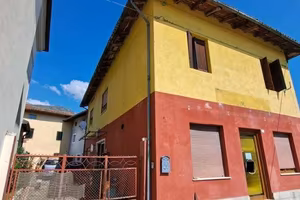 Immobile in asta di 66 m² con 1 locale a Aviano