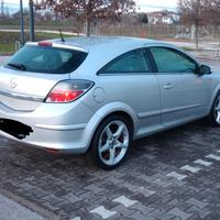 Opel Astra GTC