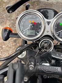 Triumph bonneville  T 120 Black