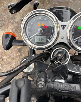 Triumph bonneville  T 120 Black