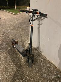 monopattino elettrico 