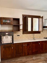 Cucina componibile in stile classico/arte povera