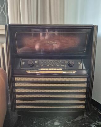 Mobile radio Grundig 3D Klang