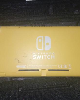 Nintendo switch lite gialla