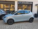 lancia-ypsilon-iii-1-0-firefly-hybrid-platino-s-s
