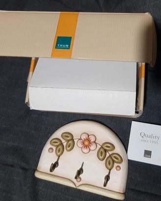 appendichiavi in ceramica Thun della linea Country