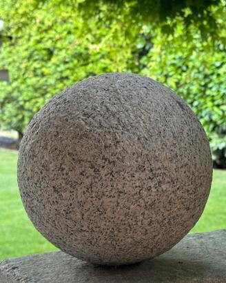 Sfere in pietra decorative da giardino misure vari