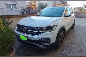 T CROSS 