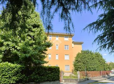 2 LOCALI A VIMERCATE