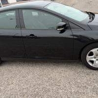 Ford focus 1.6 120 CV GPL
