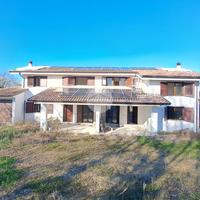 PORZIONE DI BIFAMILIARE A FROSINONE