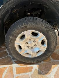 Gomme Pirelli Scorpion All terrein plus 265/65 R17