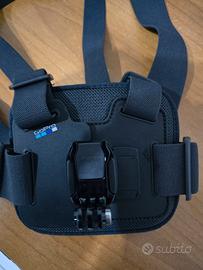 pettorina supporto da petto go pro chesty