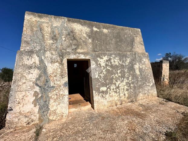 RUSTICO A TAVIANO