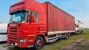 motrice-scania-cv-r-124-420-6x2-centinata-con-spon