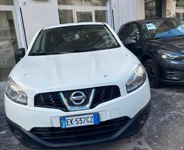 Nissan Qashqai 1.5 dCi DPF Tekna