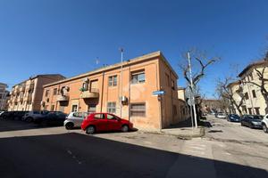 2 LOCALI A SASSARI