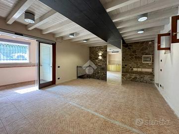 UFFICIO A DESENZANO DEL GARDA