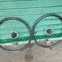 Ruote Shimano RS disco gravel strada