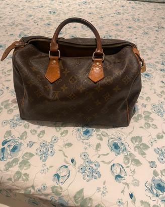Louis Vuitton Speedy 30
