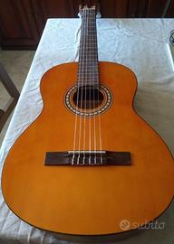 Chitarra classica 4/4 Oqan QGC-15 con accessori