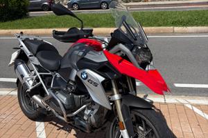 Motociclo BMW R 1200 GS Rosso
