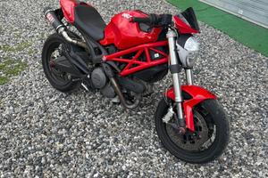 Ducati Monster 696+ A2