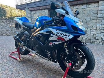 Splendida Suzuki GSX-R 600 K7