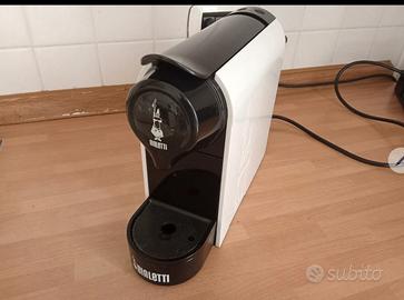 Macchina per il caffe Bialetti + 36 capsule