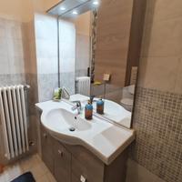 Mobile bagno colonna lavabo e specchio