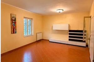 Villa 7 vani con spazio esterno - curti