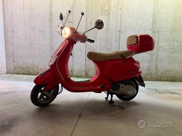 Vespa Piaggio 125 cc