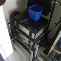 Panchetto da pesca completo di accessori